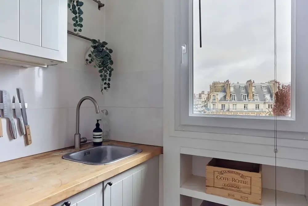 Charming Apartment 1 Bedroom Heart 16th in Paris - photo 9