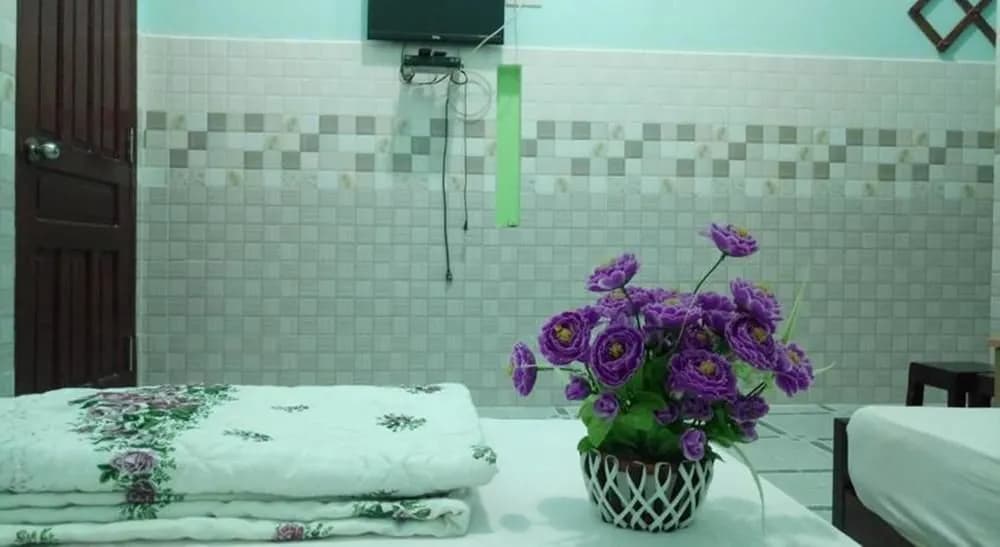 Vinh Lan Guesthouse - photo 9