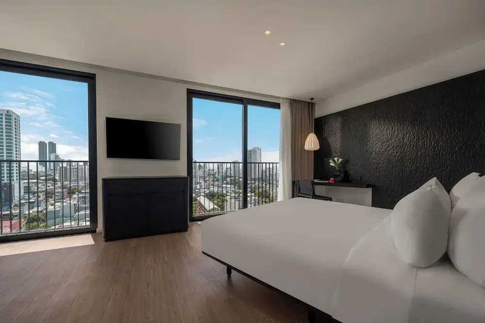 Caro Premium Danang Hotel - photo 4