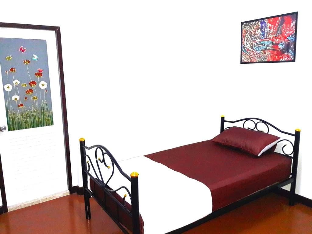 D & N hostel - main photo
