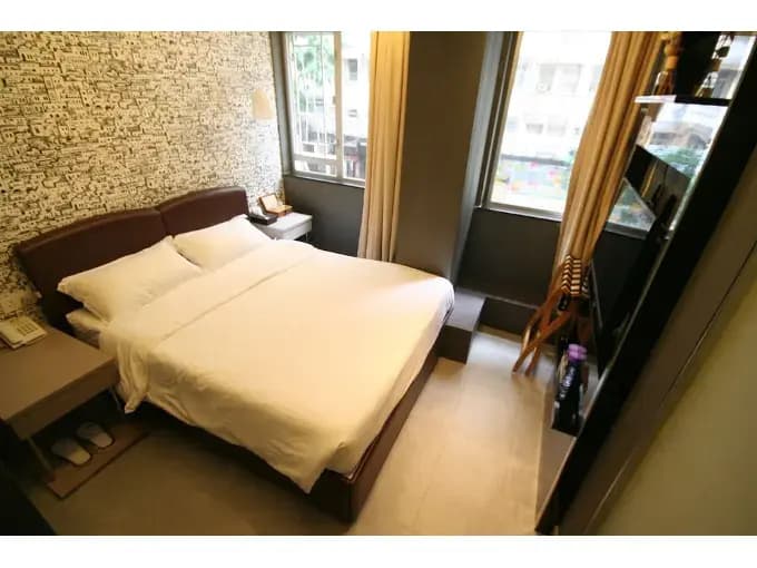 MY Hotel - photo 7