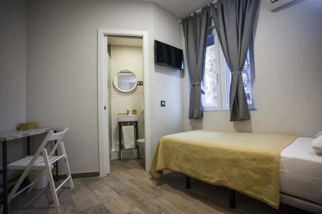 Hostal CC Atocha - photo 6