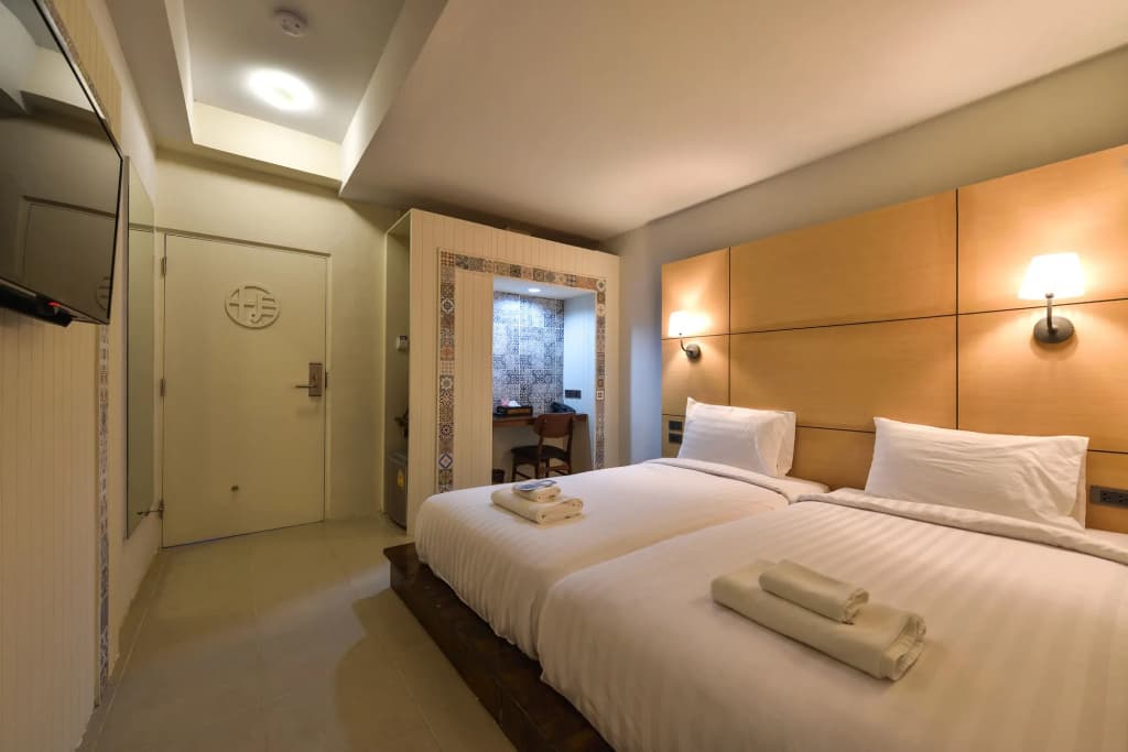 Montree Phuket Hotel - photo 7