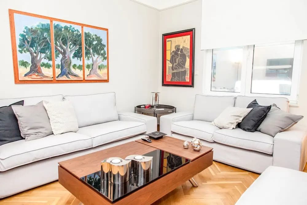 A Chic Kolonaki Apartment - photo 3