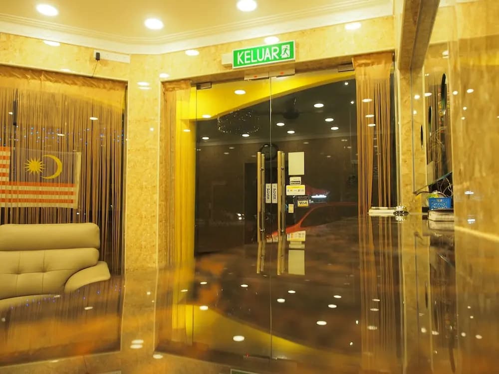 OYO 90428 City Times Inn Hotel - photo 2