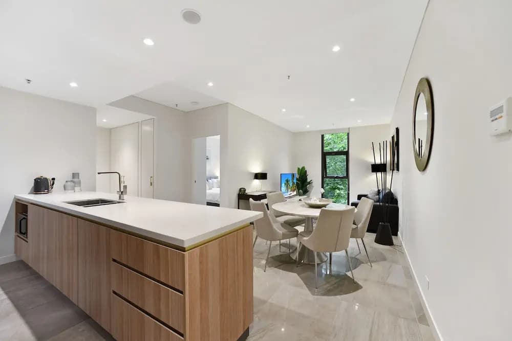 Luxury Experience in Prime Location - photo 5