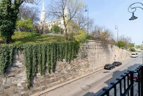 Buda Castle Serpentine Apartments - main photo