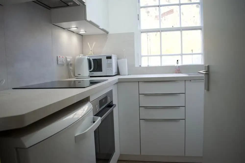 1 Bedroom Apartment With Castle Views in Glassmarket - photo 10