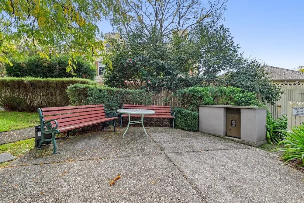 Perfect 2-bed Inner-city Home With Pool & BBQ Area - photo 2