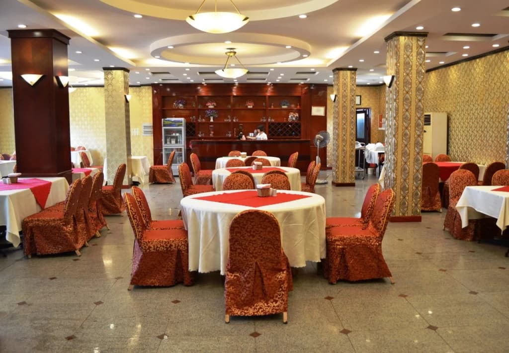 Crown Hotel - photo 23