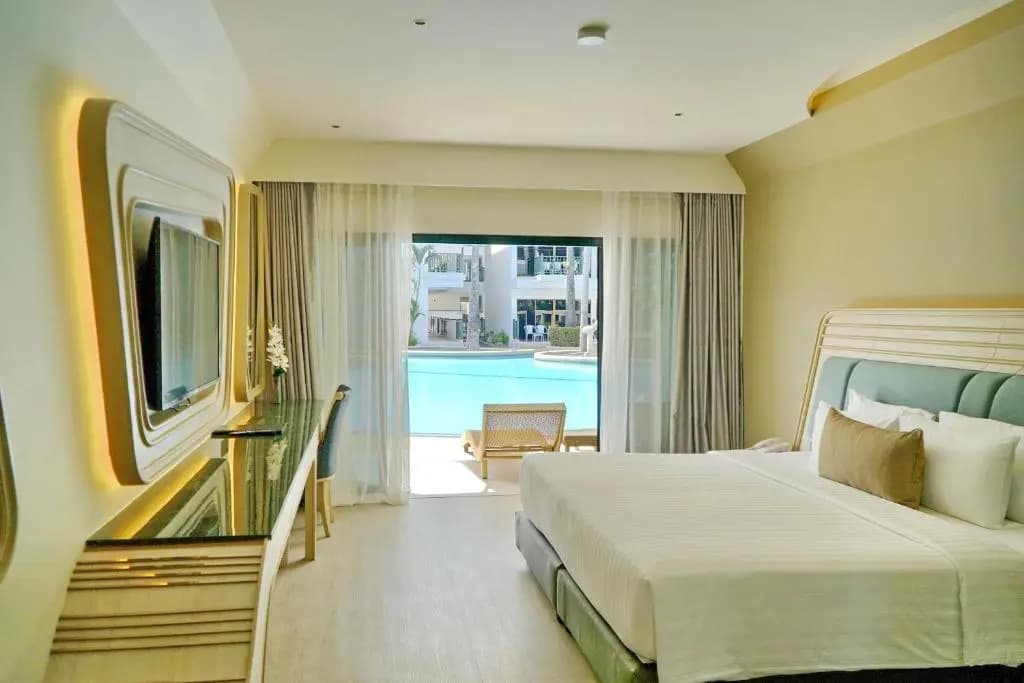 Amora Beach Resort Phuket - photo 4