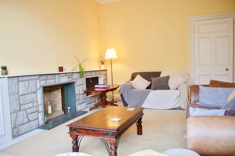 2 Bedroom Bruntsfield Apartment - photo 37