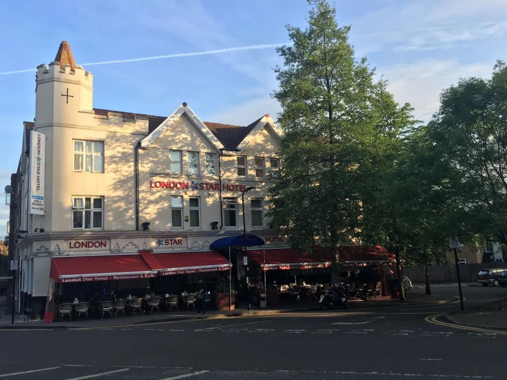 London Star Hotel - photo 15