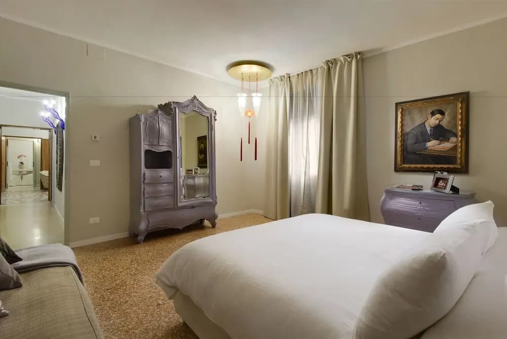 Joseph Apartments - photo 7