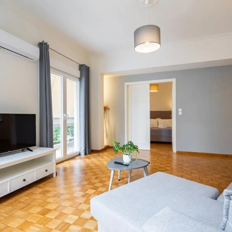 Friday Venus Luxury Apartment - photo 4