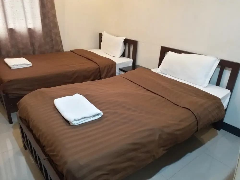 Bangkok Inn - photo 18