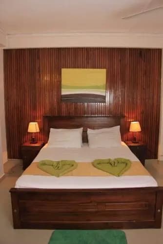 Hotel Orchid Inn - photo 3