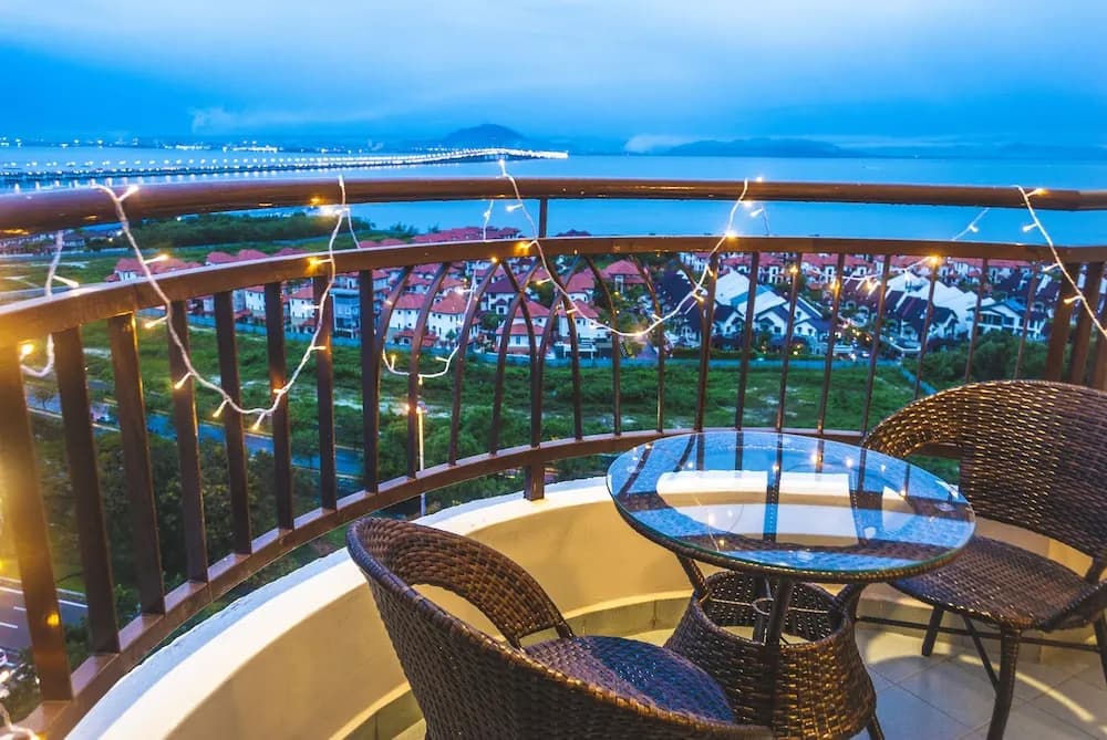 Panoramic 180 Cozy Suite by D Imperio Homestay - photo 3