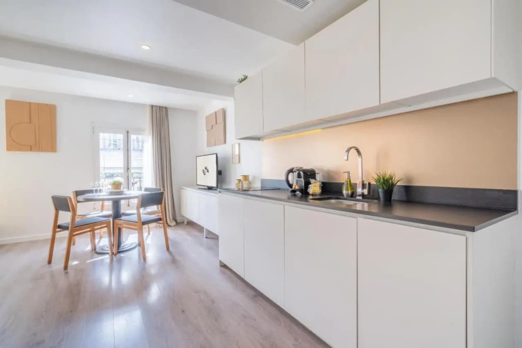 Yuna Les Halles - Serviced Apartments - photo 37