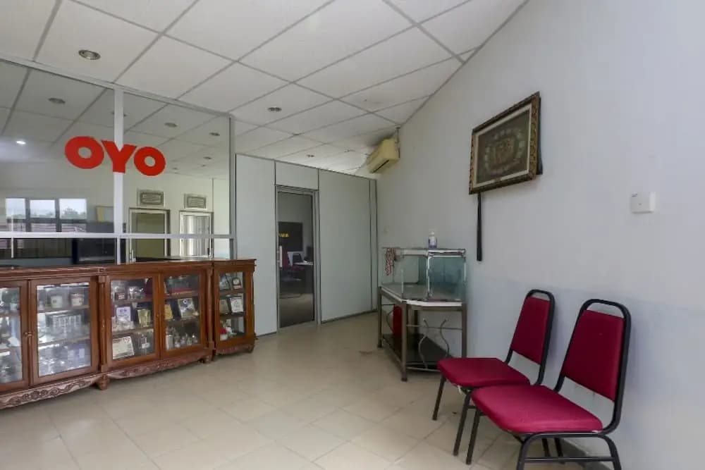 OYO 90441 Cz Traveler's Hotel - photo 19