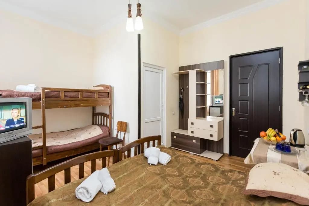 Gis Guest House - photo 6