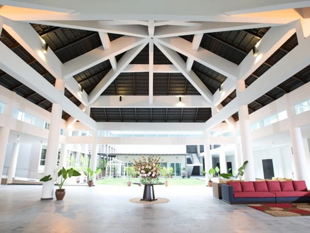 Cherengin Hills Convention & Spa Resort - photo 2