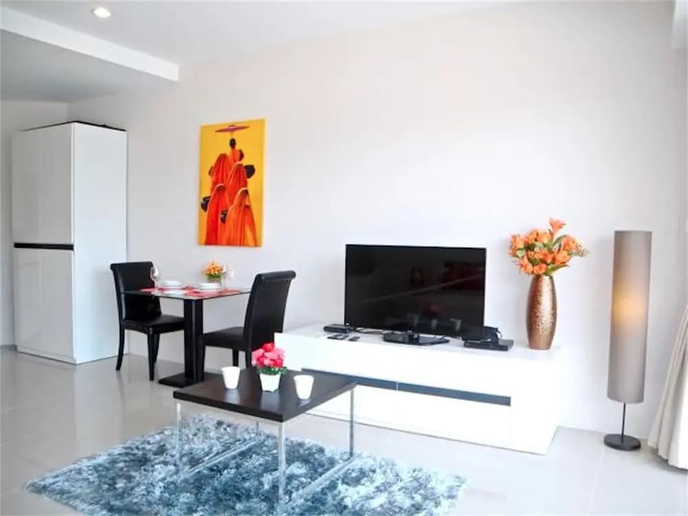 Chic Karon New Studio - photo 4