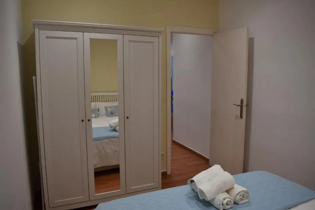 Apartamentos Barcelona-Iberia - photo 2