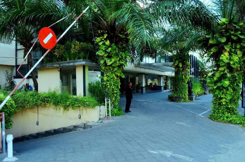 Nirmala Hotel and Convention Centre - photo 23