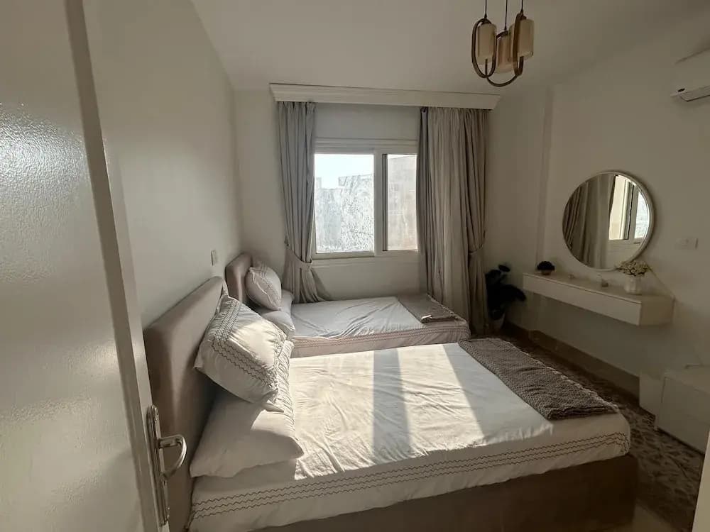 Cozy Retreat in Madinty & Work-Station - photo 2