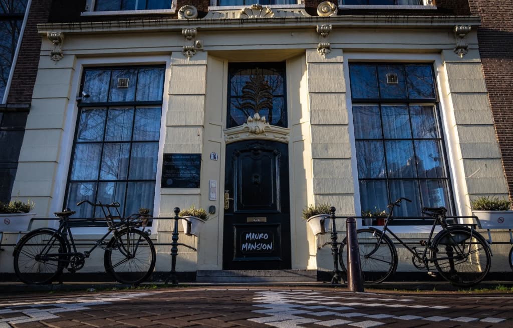 Adam's Canal House - photo 2