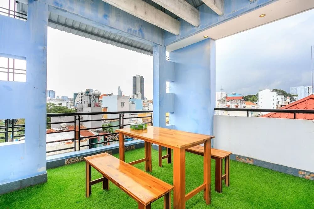 Yelo 2 Hostel - photo 10