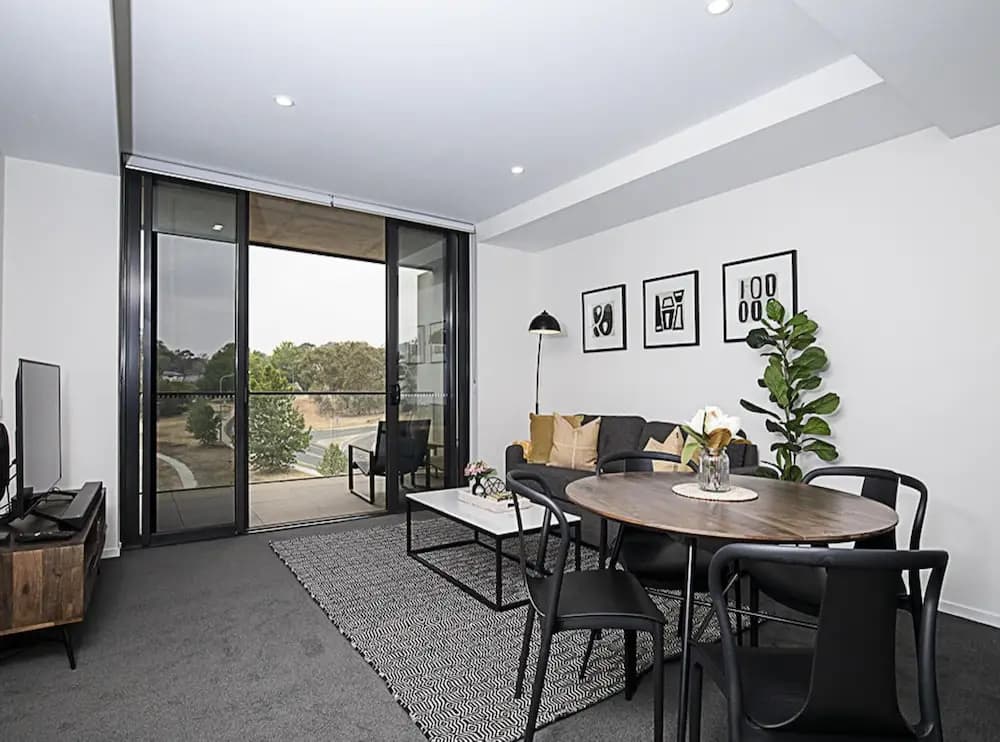 CANBERRA CHIC-hosted by:L'Abode Accommodation - photo 7
