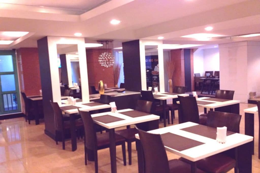 Hope Land Hotel Sukhumvit 24 - photo 29