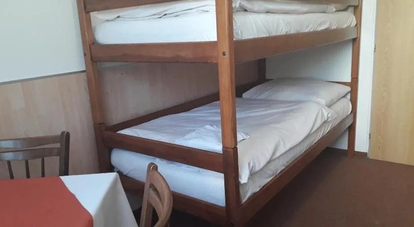Hostel Sokol Troja - photo 3