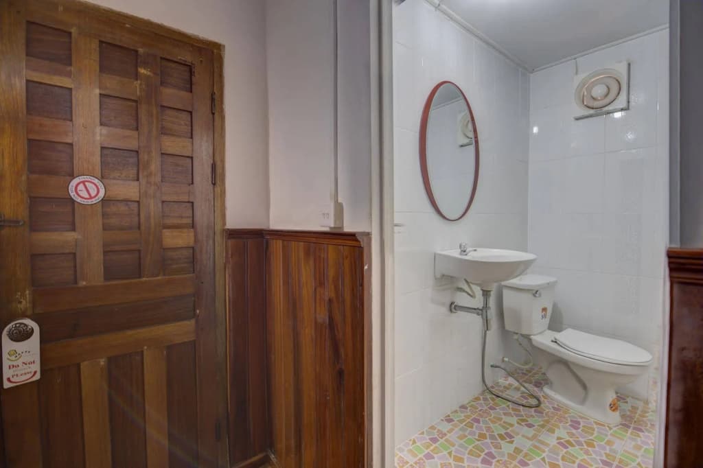 Happy Guesthouse - photo 7