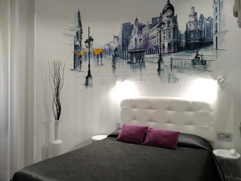 Hostal Lauria - photo 4