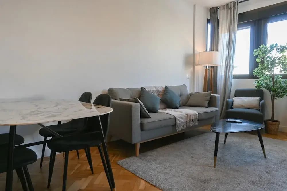 M Sil27 Bonito Apartamento de dos Dormitorios a - photo 3