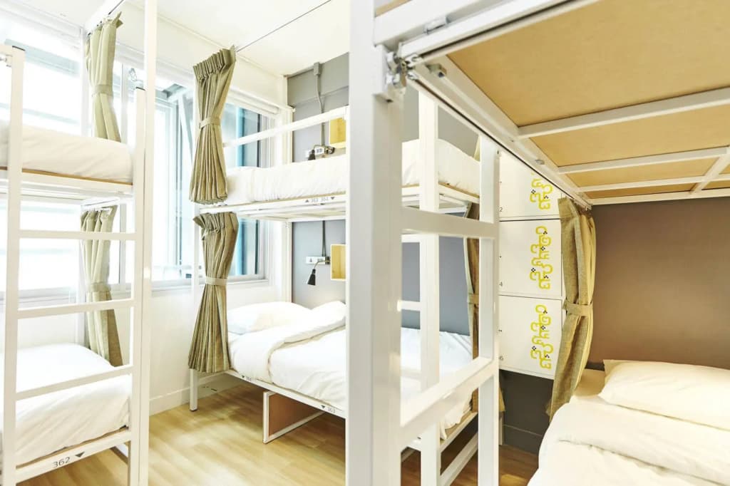 LiveitUp Asok Hostel - photo 6