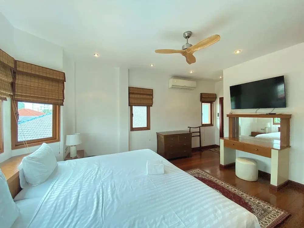 Tropical 6 Bedroom Villa Sanctuary - photo 27