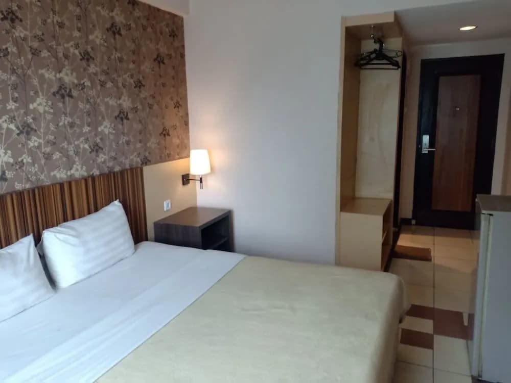 Hotel Jusenny Syariah by OYO Rooms - photo 4