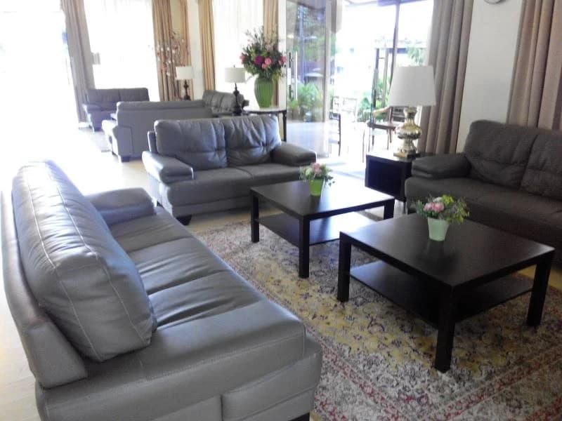 Bird's Nest Hotel - photo 12