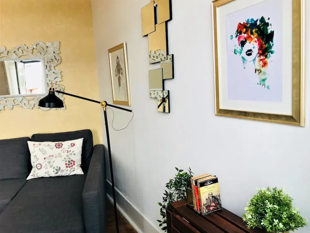 Charming Flat with Great Terrace, Best Location - photo 8
