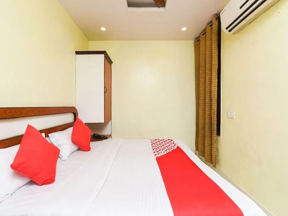 OYO 15835 Hotel City Palace - photo 7