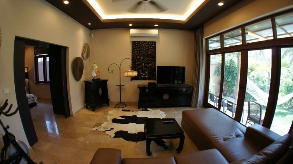 NB Villa Camilla - photo 3