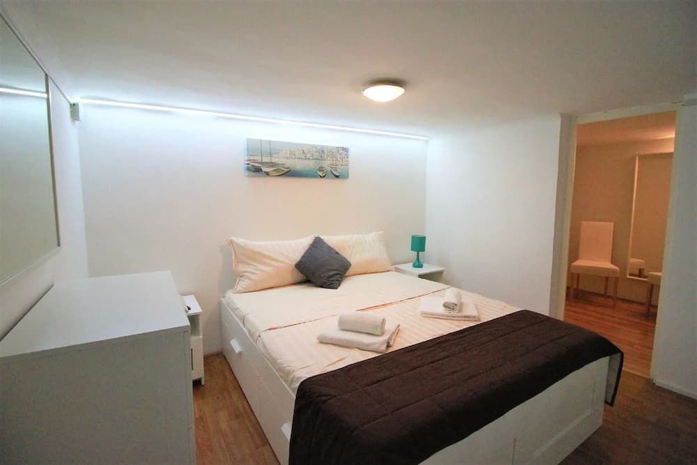 Budapest Easy Flats - Opera Apartments - photo 5