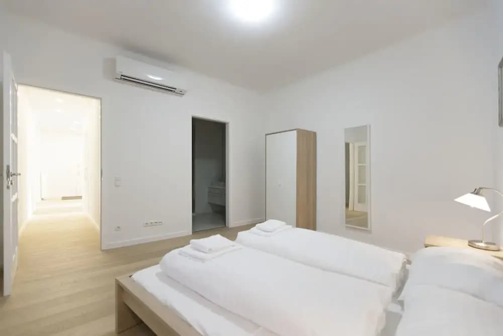 City-center apartment - photo 6