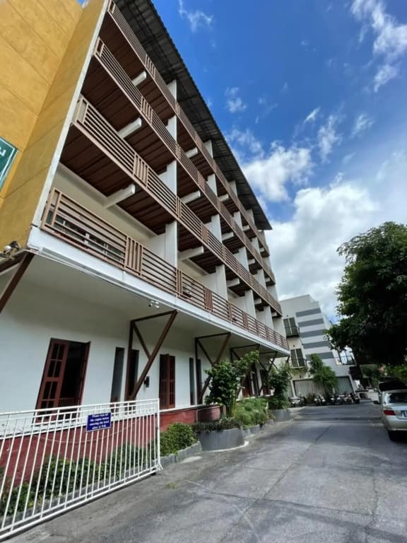 Prince Hotel Chiang Mai - photo 28