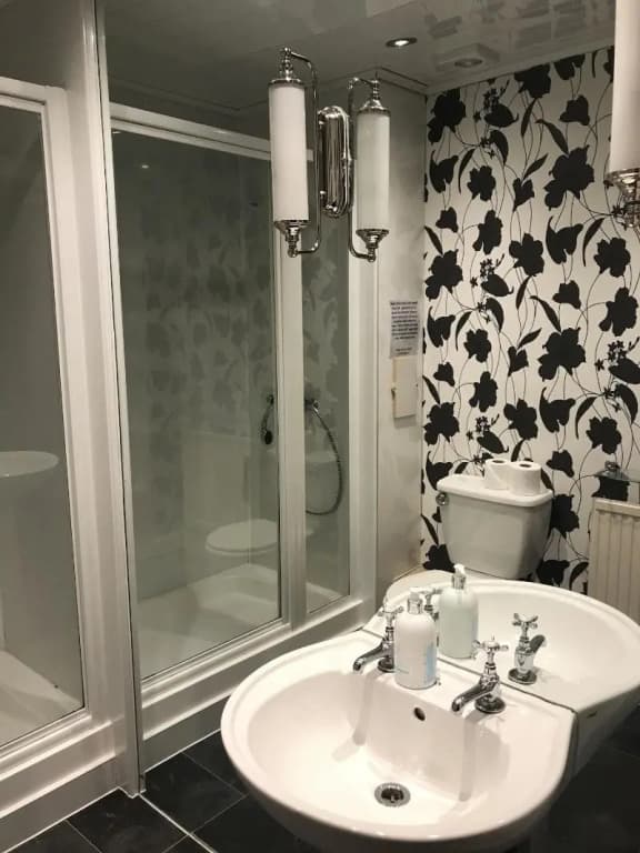 The Alexander Guest House - photo 21