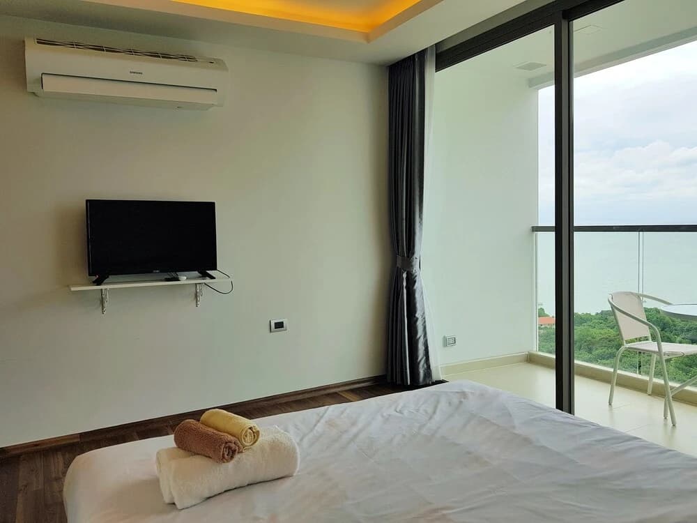 The Peak 1BR-1808 by Pattaya Holiday - photo 2